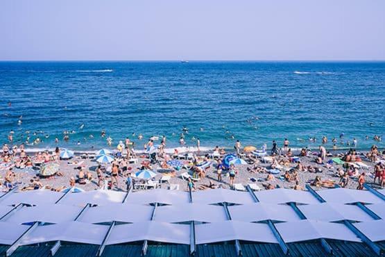 Superbe 8 Personnes 2 2 Salles De Bain Wifi Netflix Et Parking Gratuit Apartment